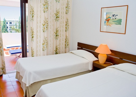 APARTAMENTOS DE 2 DORMITORIOS Apartamentos da Balaia en Praia Maria Luísa APARTAMENTOS DE 2 DORMITORIOS Apartamentos da Balaia en Praia Maria Luísa