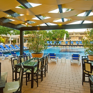 BAR PISCINA Apartamentos da Balaia en Praia Maria Luísa BAR PISCINA Apartamentos da Balaia en Praia Maria Luísa