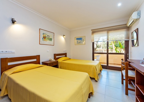 HABITACIÓN DOBLE Hotel Balaia Mar en Praia Maria Luísa HABITACIÓN DOBLE Hotel Balaia Mar en Praia Maria Luísa